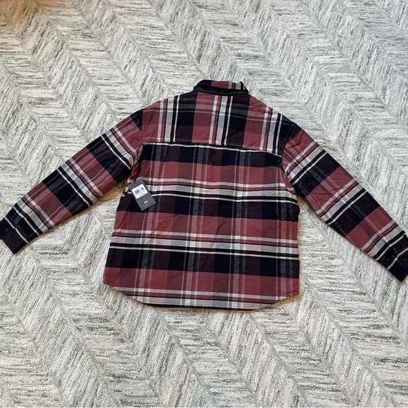 NWT Mountain Hardware Dolorest Insulated Flannel Pockets Autumn Fall Shacket - Picture 9 of 16